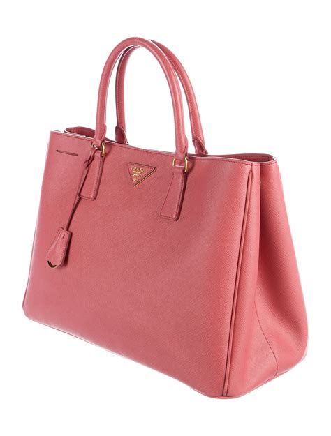 prada lux saffiano medium|prada saffiano lux large tote.